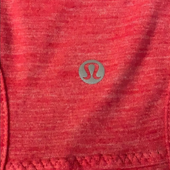 Lululemon tank top with bottom slit - Picture 3 of 3